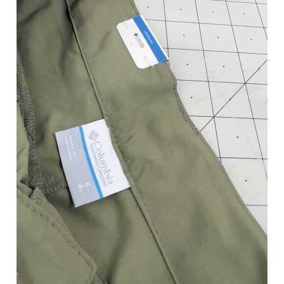 Columbia Women's Silver Ridge Utility Hiking Shorts Stone Green Sz. 6 - Picture 4 of 7